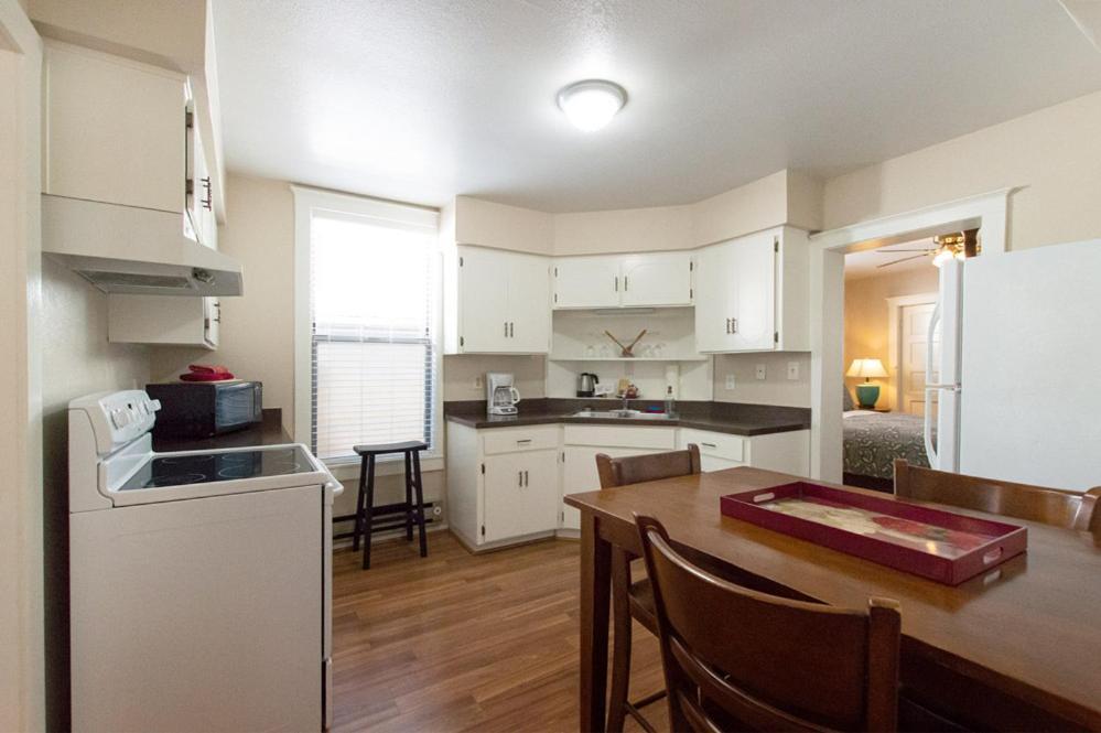 Eldorado Suites Hotel Bisbee Room photo